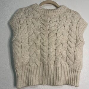 Mint Velvet ivory cable knit sweater vest, Sz XS. Preowned.